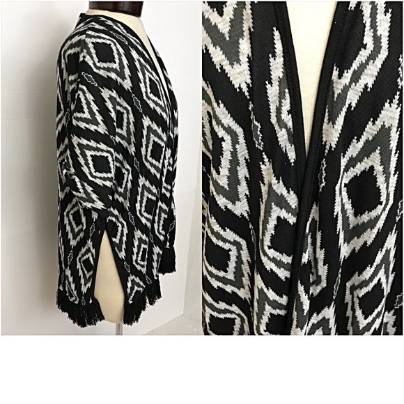 Sassy Work & Play Boho Fringe Cardigan SM - Picture 5 of 6